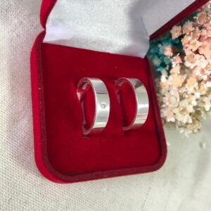 Aliança tradicional quadrada