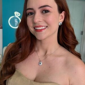 Conjunto cravejado com cristal e zircônias