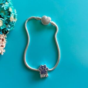 Berloque Separador Pata de Cachorro com Osso