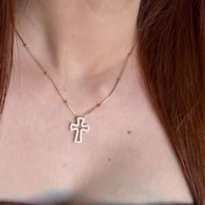 Colar bolinhas com Pingente de Cruz Cravejada