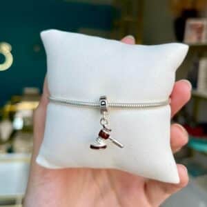 Berloque Martelo Direito