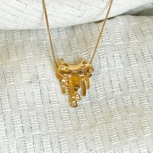 Colar Sela de Cavalo